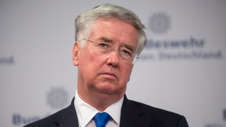 Michael Fallon: Tories must consider ending 1% public sector pay cap