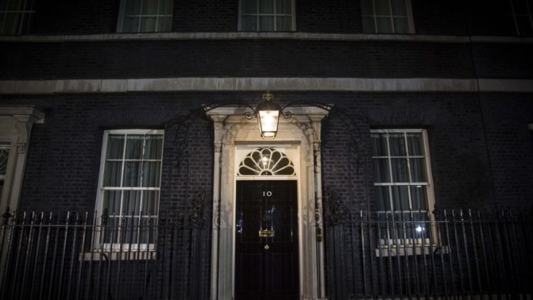 Downing Street lobby briefing on next DPP Max Hill, Red Arrows base and nursery milk