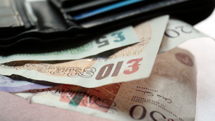 Worries over living standards as inflation hits highest level since April 2012