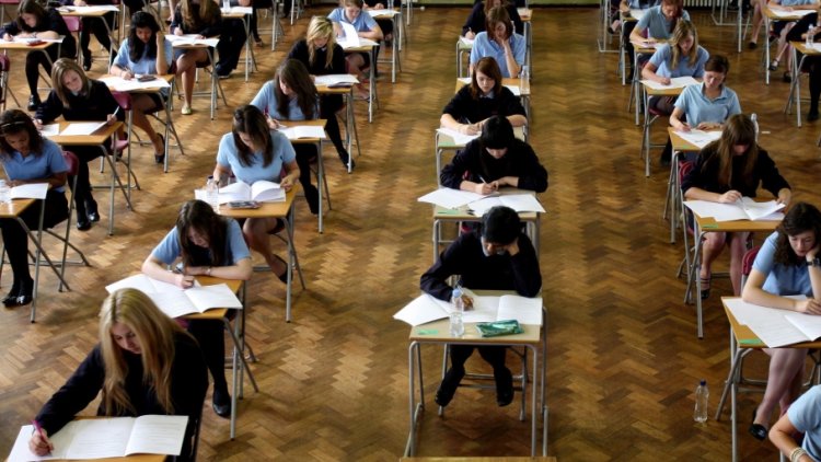 Young people ‘at breaking point’ over school pressure
