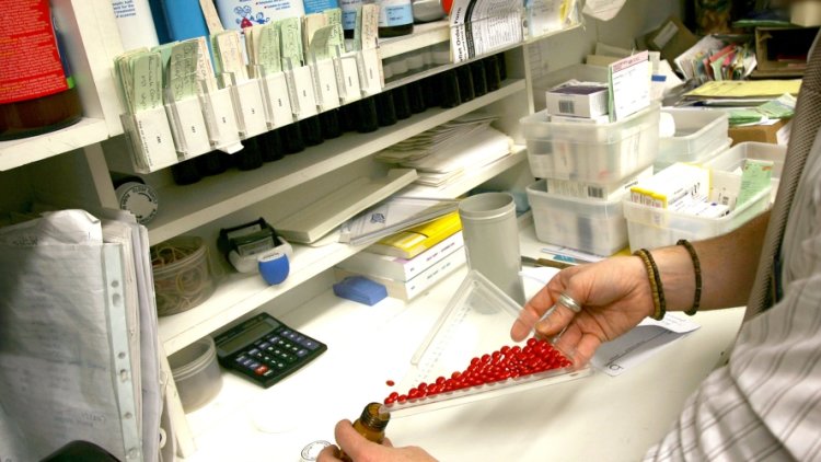 Michael Dugher MP: Government must urgently rethink community pharmacy cuts