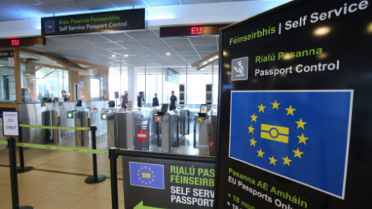 Number of UK citizens applying for Irish passports soars since Brexit vote