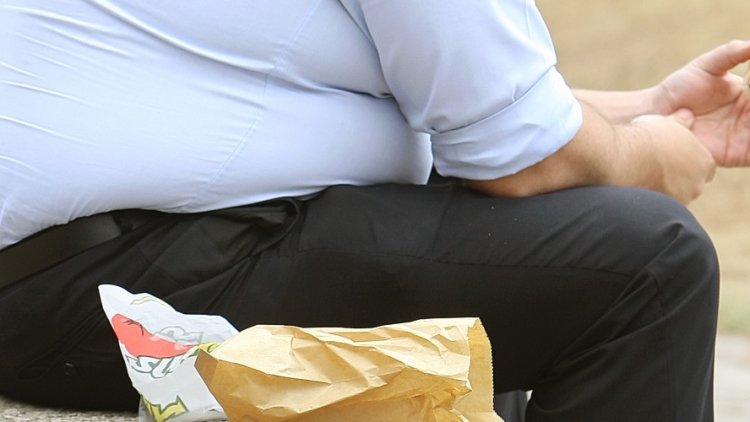 Concerns over weight-loss surgery extension