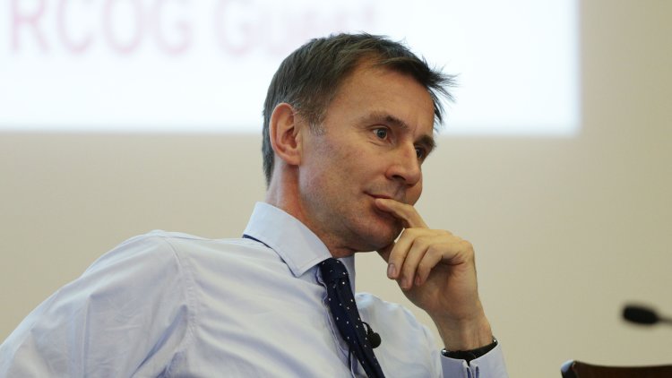 Jeremy Hunt urged to improve regulation of dentists