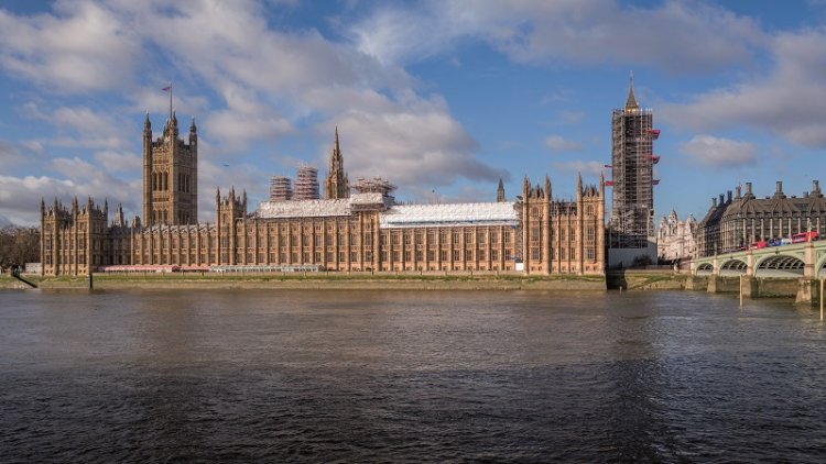 The House of Lords should not be allowed to 'mark our own homework'