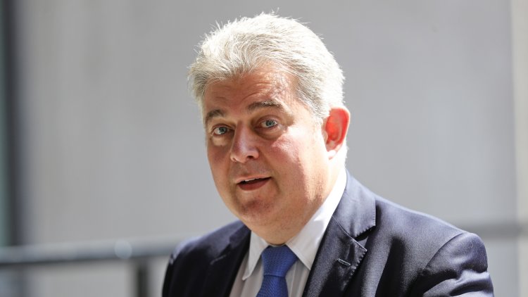 Brandon Lewis admits EU citizens who miss immigration status deadline could face deportation