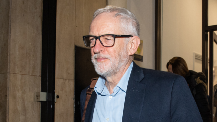 Jeremy Corbyn leaves door open to staying in Shadow Cabinet after quitting as leader