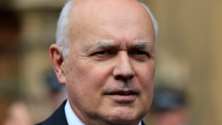 Former Tory leader Iain Duncan Smith urges Theresa May to sack 'appalling' Cabinet plotters