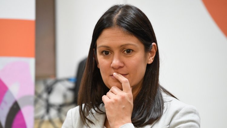 Lisa Nandy accuses New Labour of being ‘as tight as the Tories’ as she praises Jeremy Corbyn