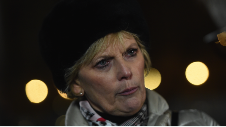 Two more senior Tory MPs say they will quit the party if Theresa May backs a no-deal Brexit
