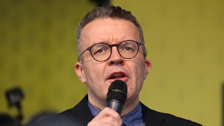 Tom Watson warns Jeremy Corbyn that September will be 'too late' to change Labour's 'catastrophic' Brexit policy
