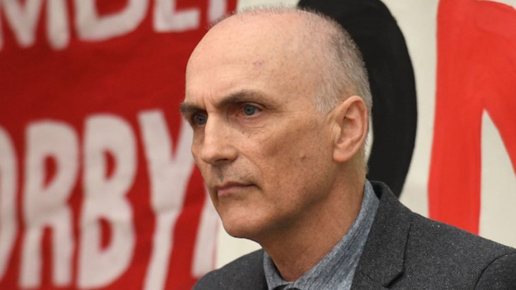 Chris Williamson dodges suspension as Labour launches probe into anti-semitism comments