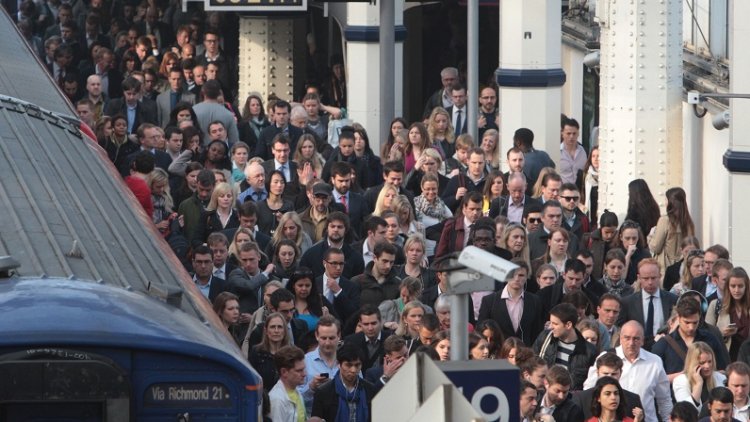 Labour accuse ministers of 'failing commuters' over fresh rail fare hike from next year