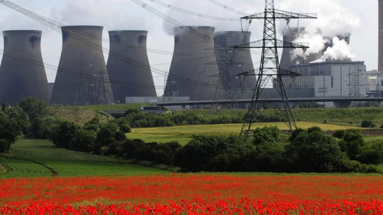 Act now to prevent climate change reaching point of no return, experts warn