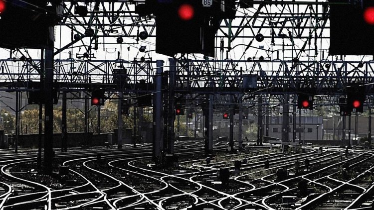 Rail unions blame “political puppet masters” for New Year’s Eve strikes