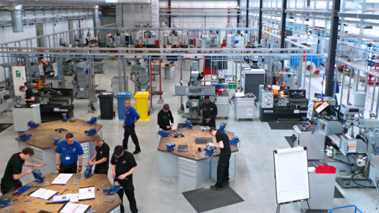 Innovative training for tomorrow's engineers
