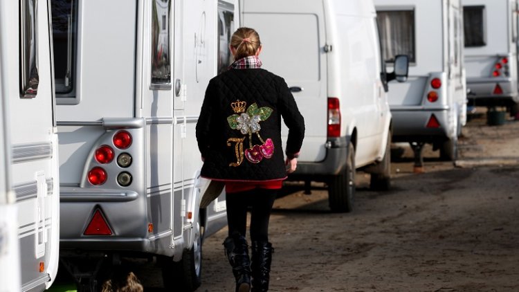 Ministers to outline plans for crackdown on illegal traveller camps