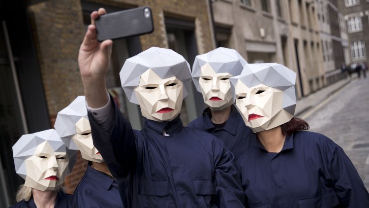 'Maybots' descend on Parliament Square for GMB's end the public sector pay pinch rally
