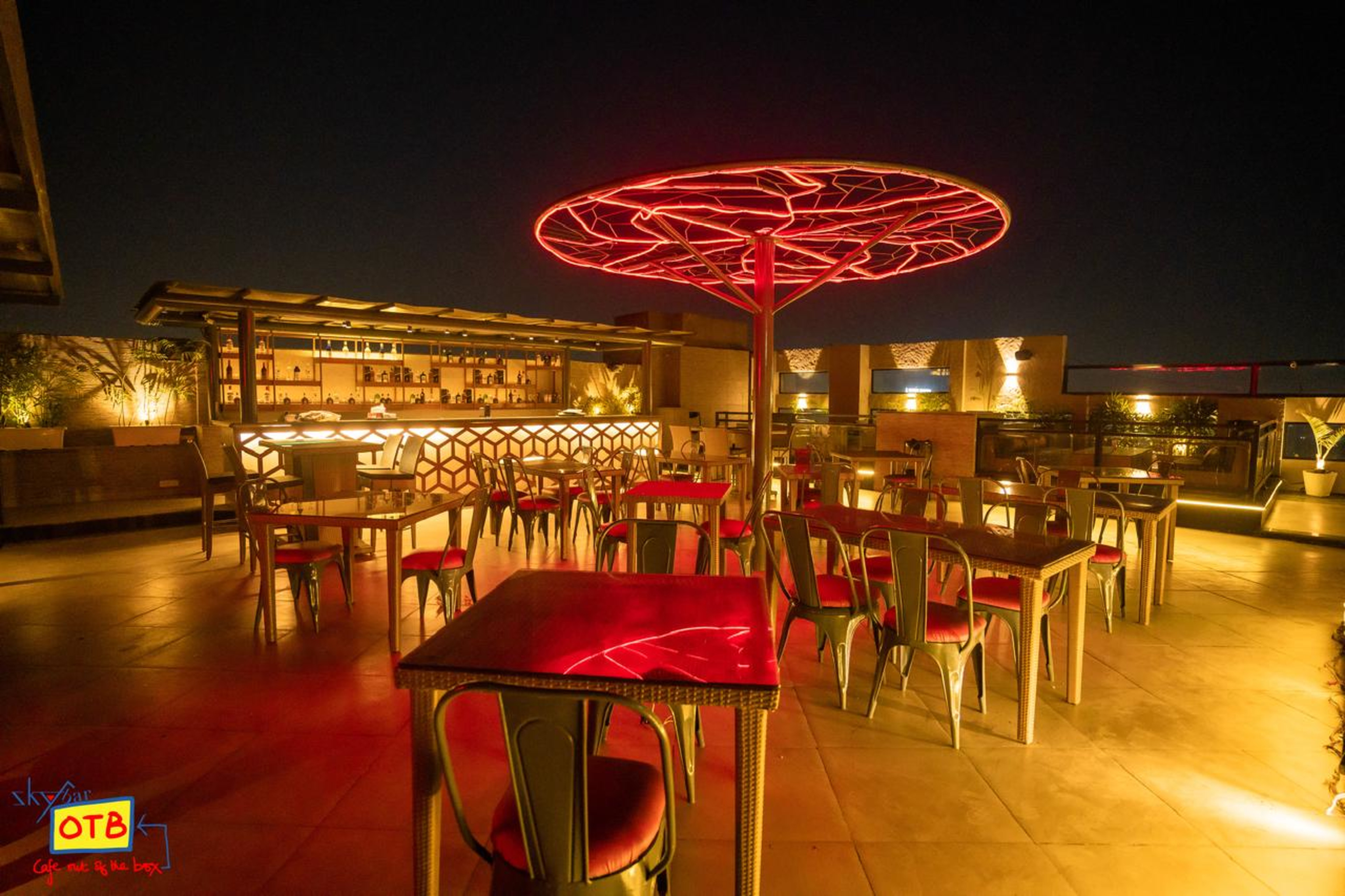 Elegant courtyard and dining at otb Connaught Place 19