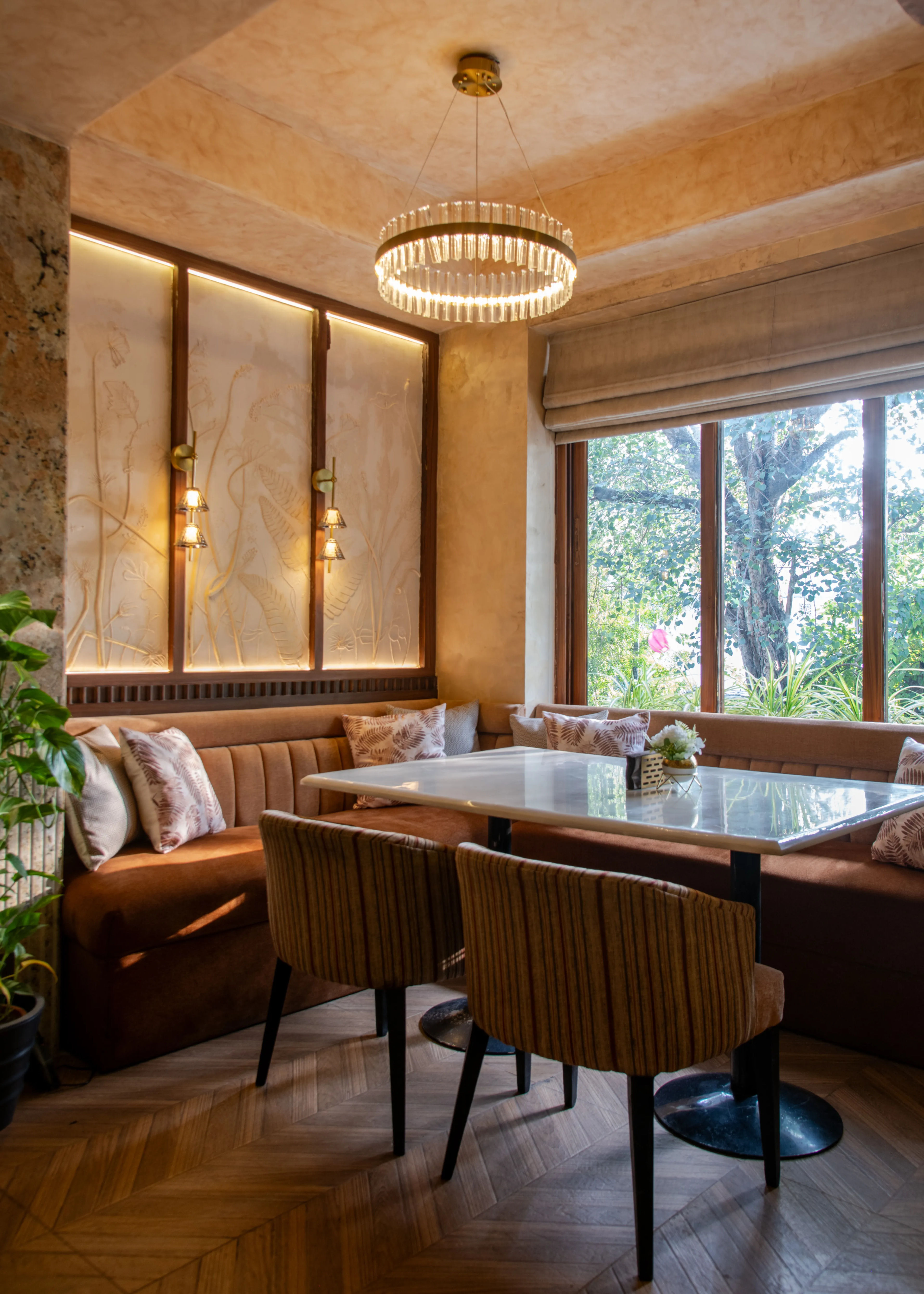 Elegant courtyard and dining at otb Connaught Place 4