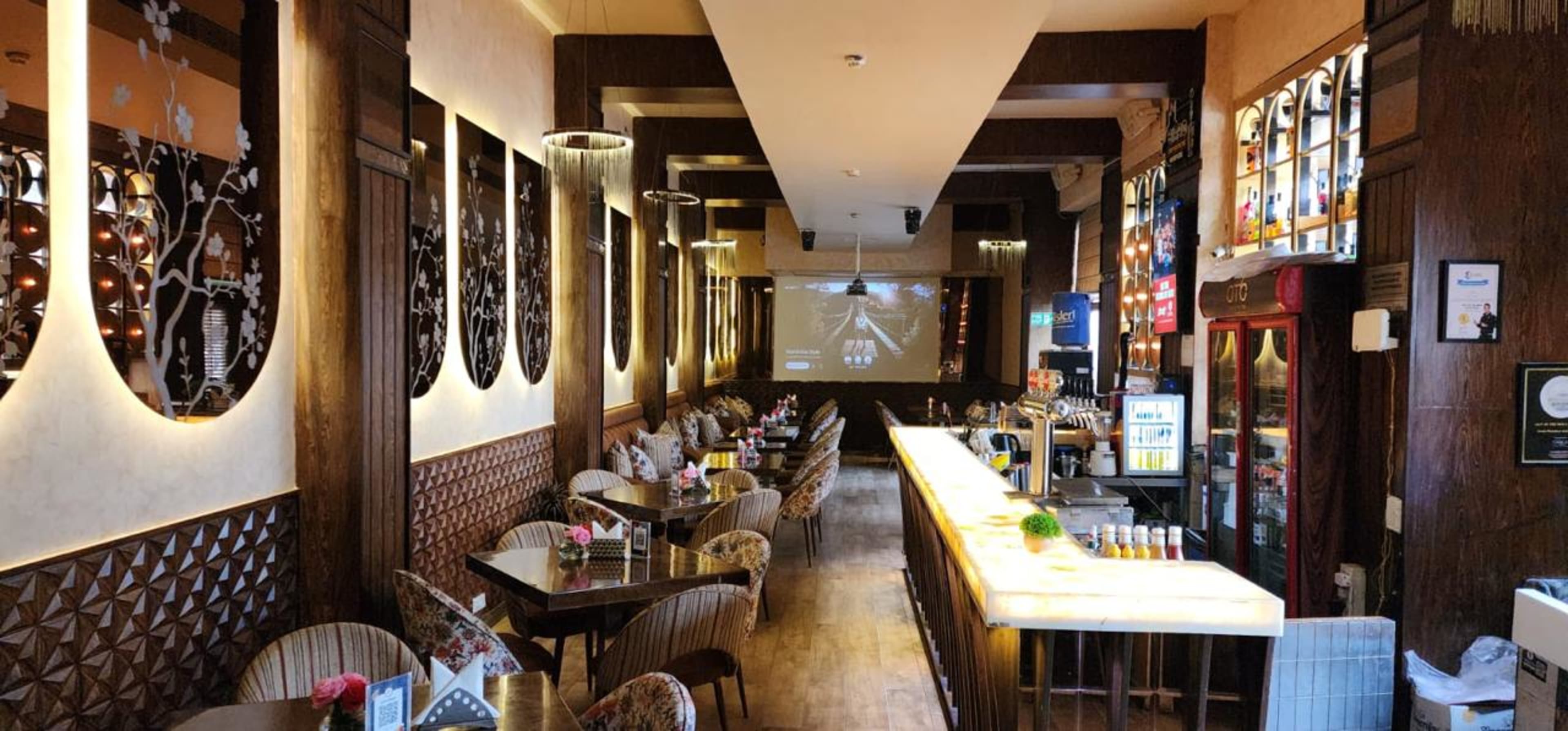 Elegant courtyard and dining at otb Connaught Place 1