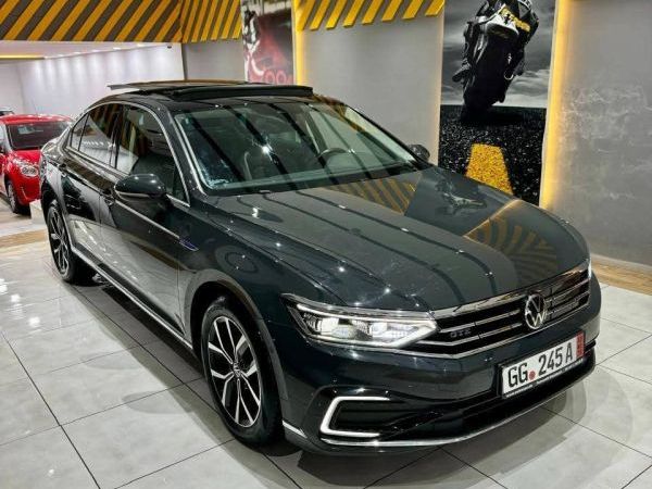 Volkswagen Passat GTE