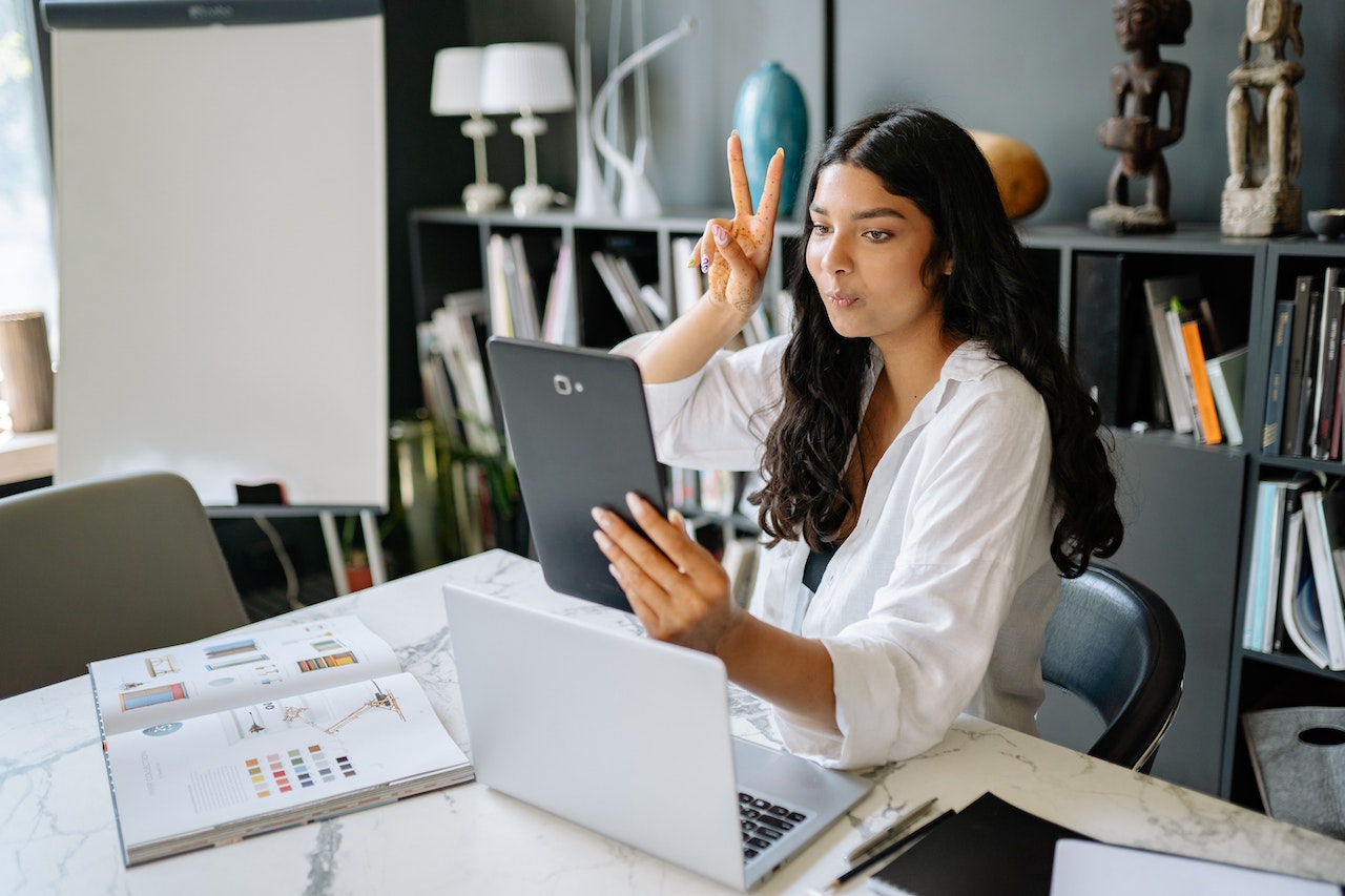 Pros and cons of liveness detection for the user experience.