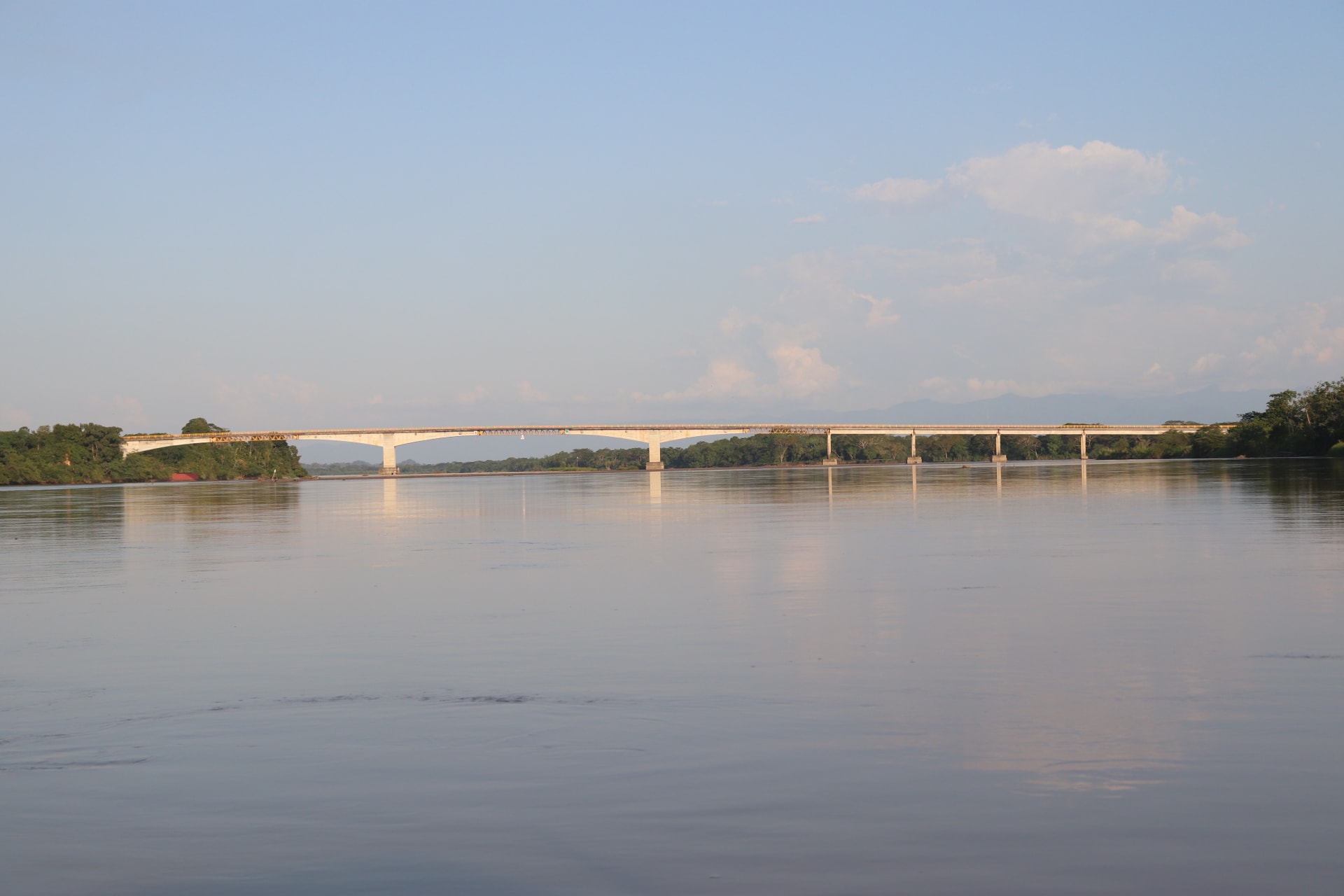 Río Magdalena - Vista 6