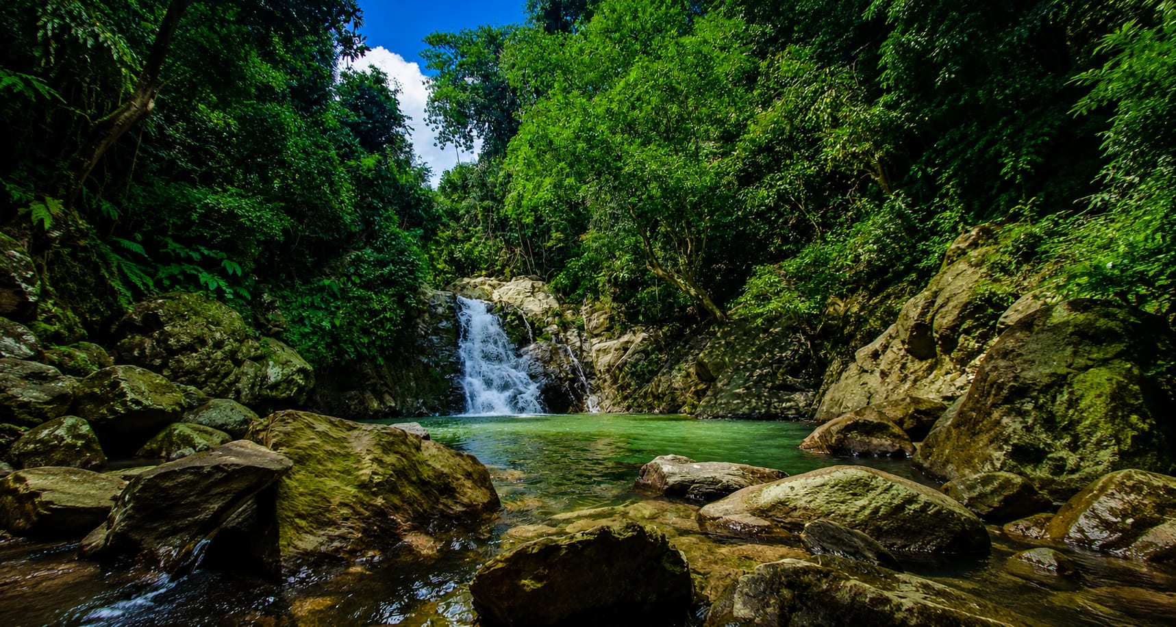 Hero de Cascada San Juan