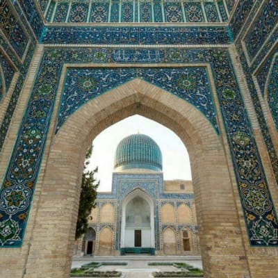 Des cités légendaires de la Route de la Soie à la Vallée d’Or de Ferghana