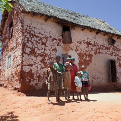 Antsirabe - Fiadanana (B, L, D)