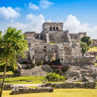 Lever du soleil sur les ruines de Tulum