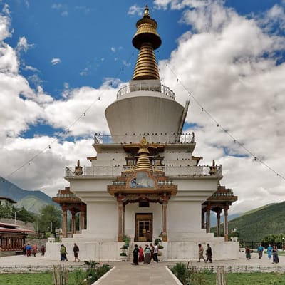 Excursion à Khamsum Yulley Namgyel Chorten à Punakha
