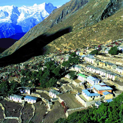 Katmandou - Besi Sahar (760 m) - Ngadi (950 m) ou Jagat (1300 m)