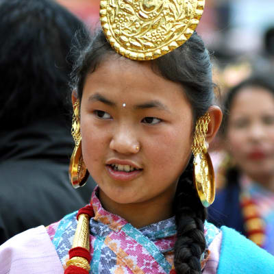 Marche et visite de Barpak