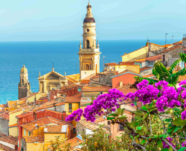 Réveillon à Menton, mer et balcons de la Côte d'Azur