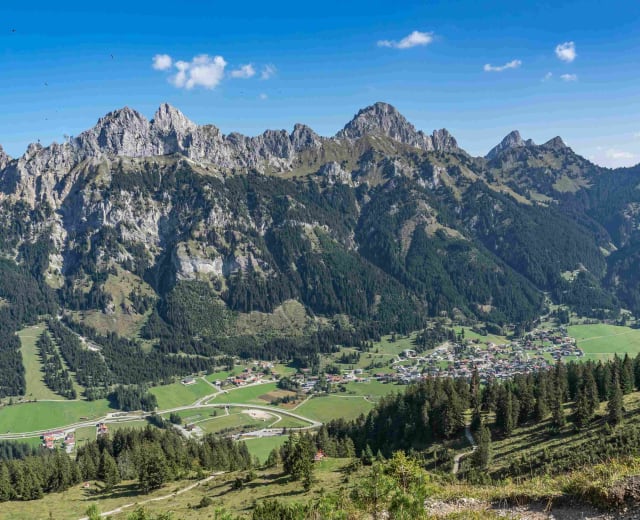 Tyrol et chateaux de Bavière en raquettes...