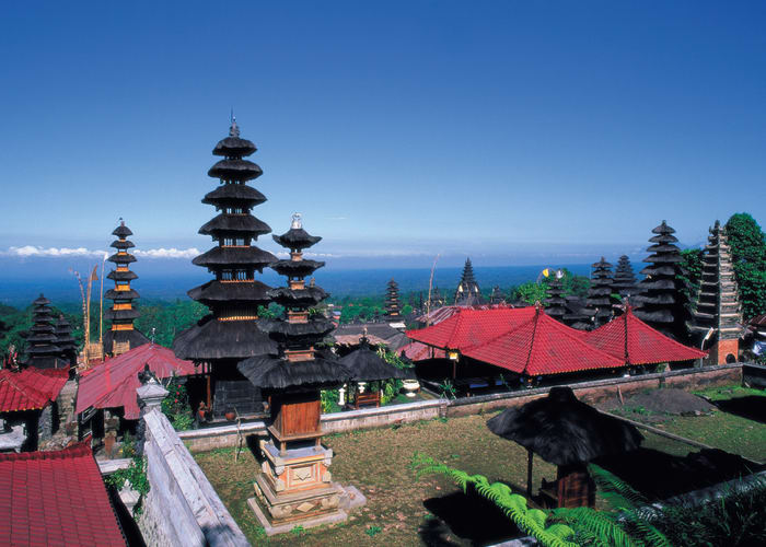 Rizières de Tegalallang - Point de vue sur le Mont Batur - Temple de Besakih - Nuit à Sidemen