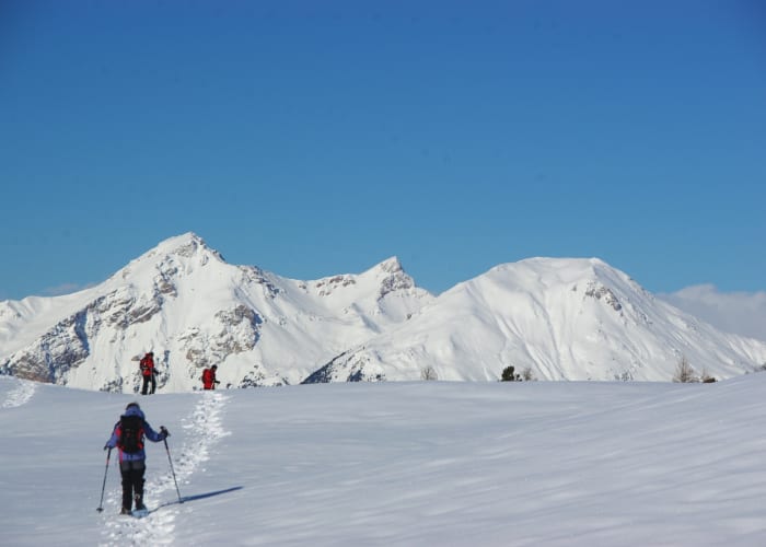 Aiguilles (1450 m) - Alpages de Peynin (1850 m)