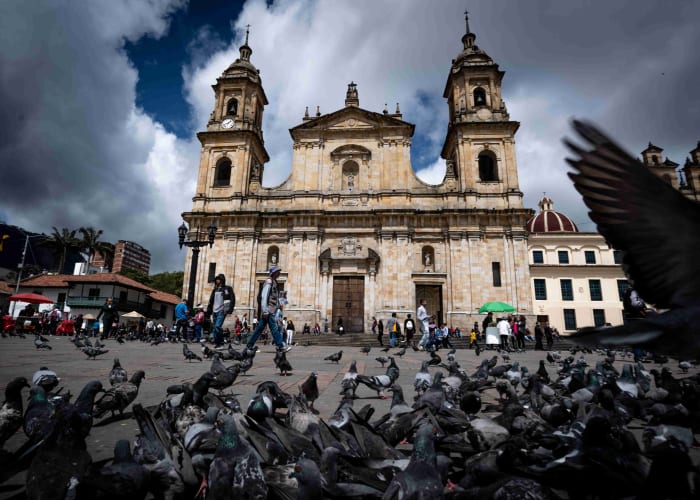 Retour à Bogotá et connexion internationale
