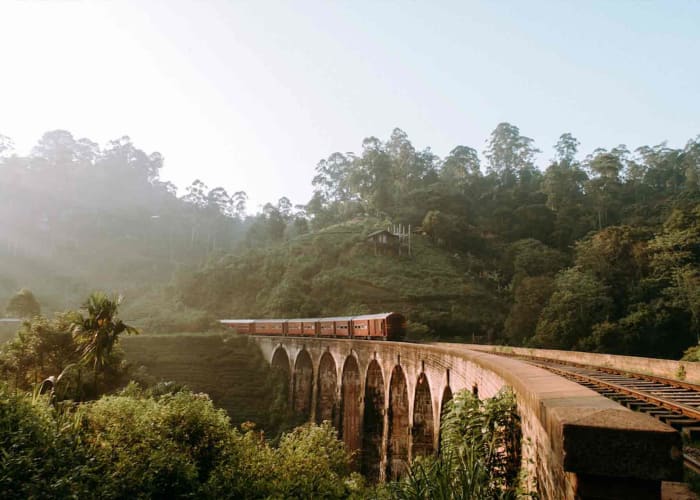 Ella a Nuwara Eliya a Ramboda Falls et Kandy(5h dont 2h de train)