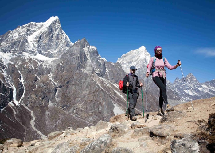 Katmandou - Lukla (2850 m) - Phakding (2600 m)