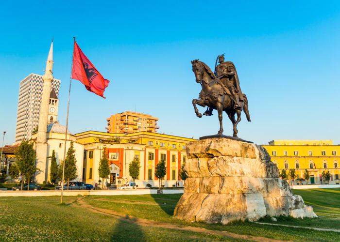 Vol international - Tirana