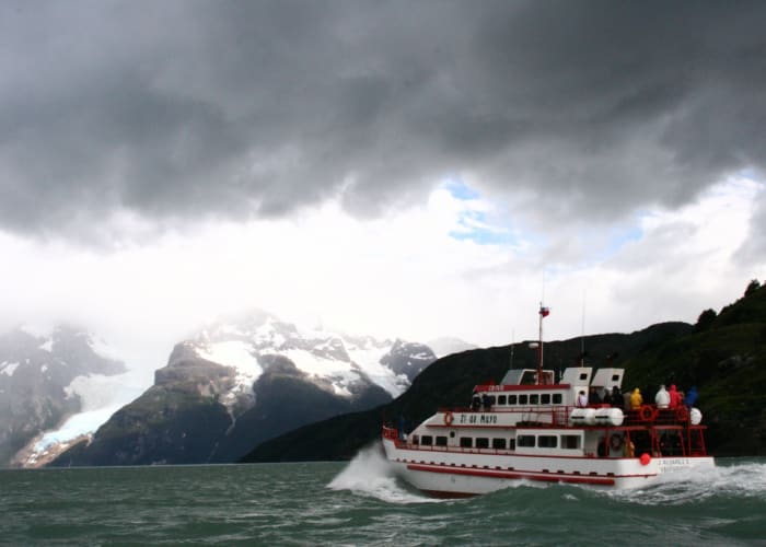 JOURNEE NAVIGATION dans le FJORD ULTIMA ESPERANZA