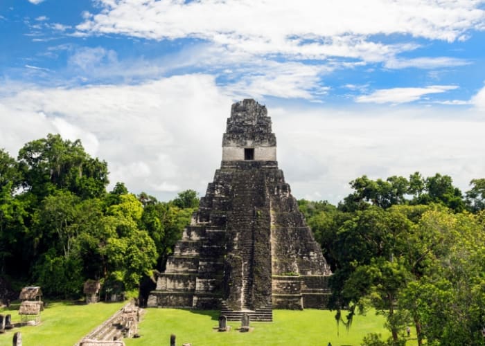 FLORES - TIKAL - FLORES