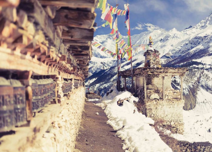 Lo Manthang - Col Lo La (3950 m) - Dhi Gaon (3880 m) - Yara (3650 m)