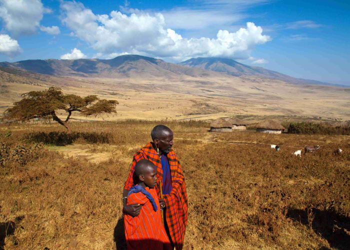 Randonnée du camp de Mweka à la porte de Mweka, route vers Moshi
