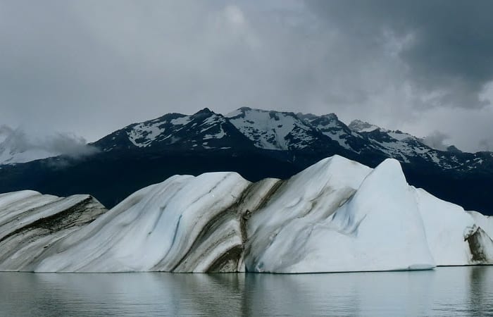 Navigation sur le lac Argentino