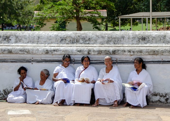 Nuwara Eliya -  Kandy  (Approx. 3 hour drive)