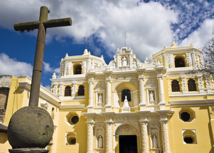 J14 ANTIGUA-GUATEMALA OUT